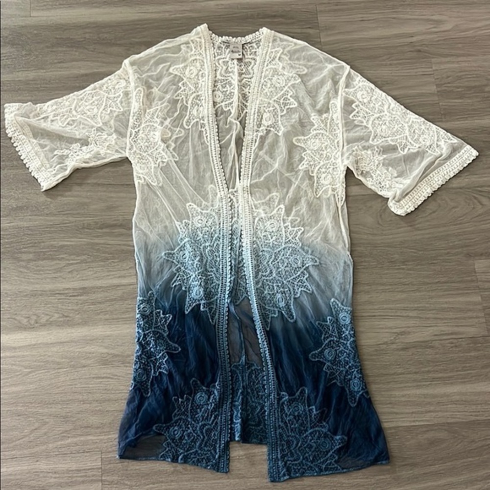Elegant Ombre Lace Swim Cover-Up